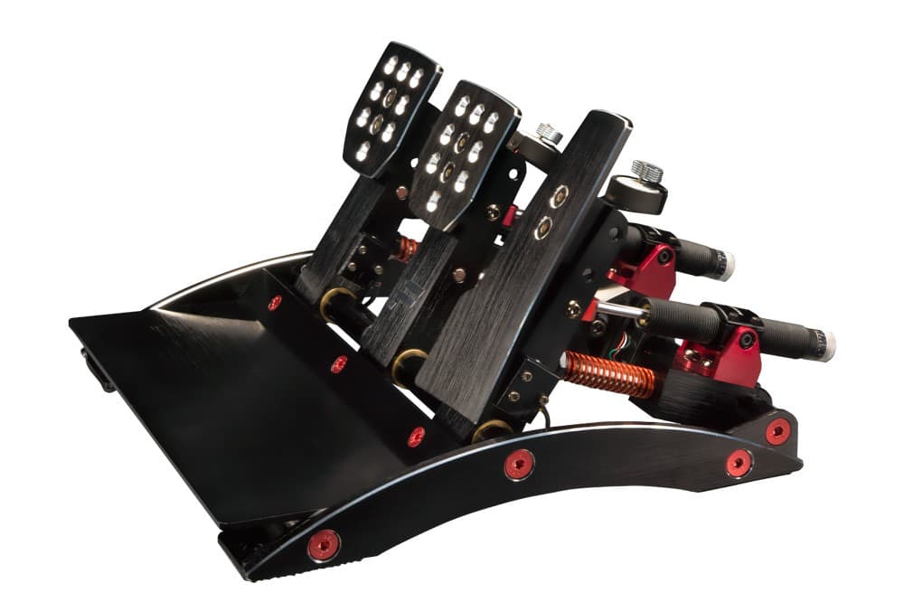 Simracing, ¿qué es y como iniciarse? 5 pedales simracing